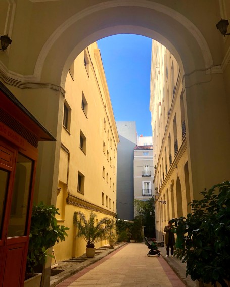 F2CA6BAC-C517-4CBF-90C2-6C8306F97D1F